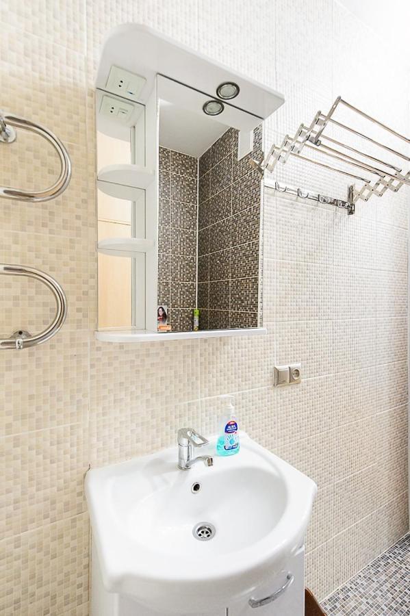 Apartment Оn Makatayeva 5 B Αλμάτι Εξωτερικό φωτογραφία