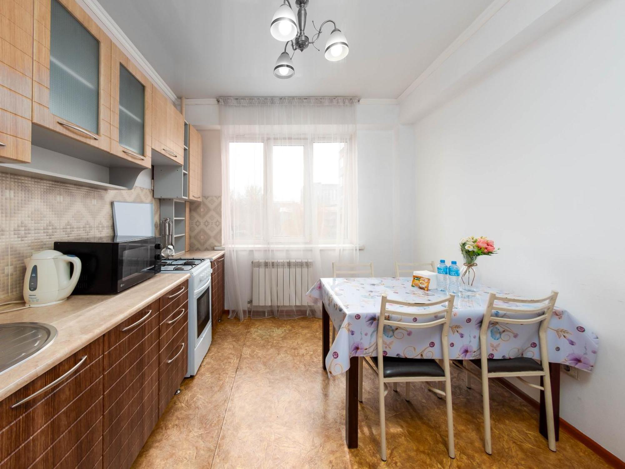 Apartment Оn Makatayeva 5 B Αλμάτι Εξωτερικό φωτογραφία